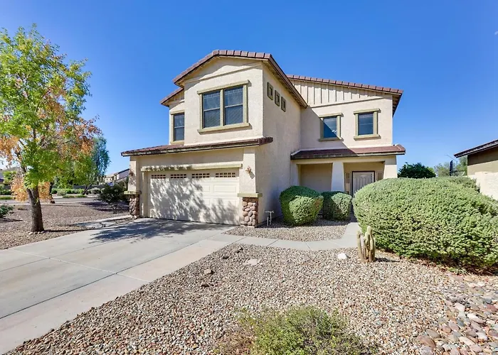 Pool, Game Room! Family-friendly Retreat * Surprise