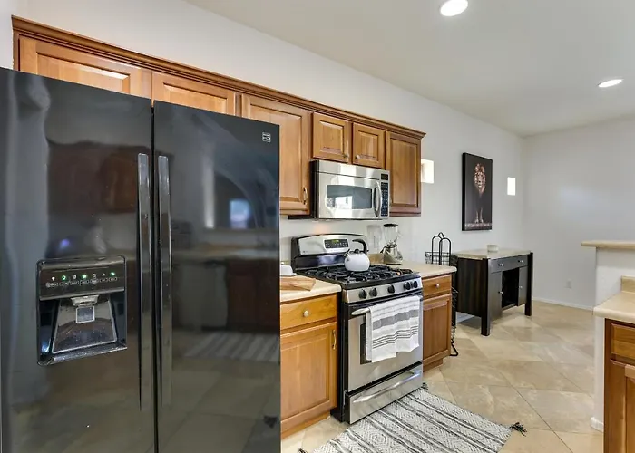 Pool, Game Room! Family-friendly Retreat Surprise