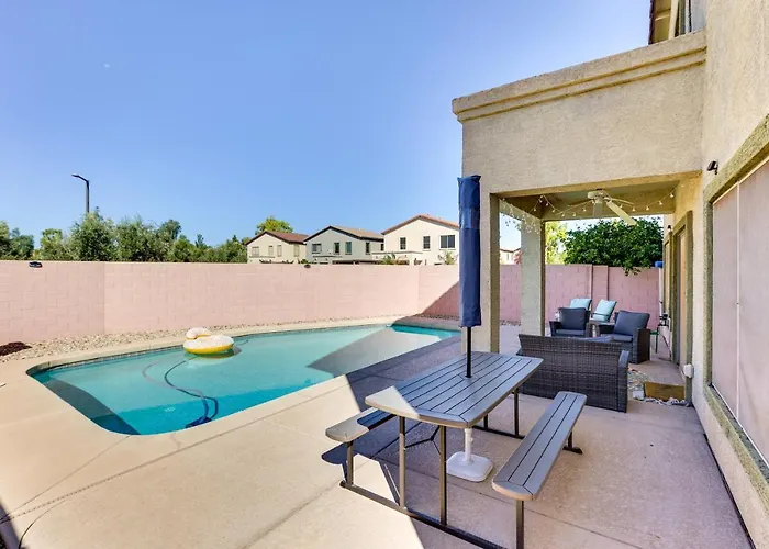 Pool, Game Room! Family-friendly Retreat Dom wakacyjny *